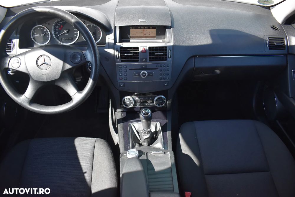 Mercedes-Benz C 200 CDI BlueEFFICIENCY T-modell - 10