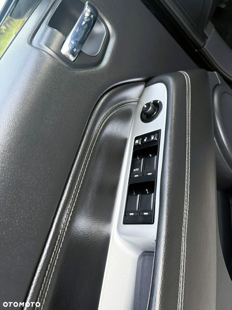 Jeep Compass - 29
