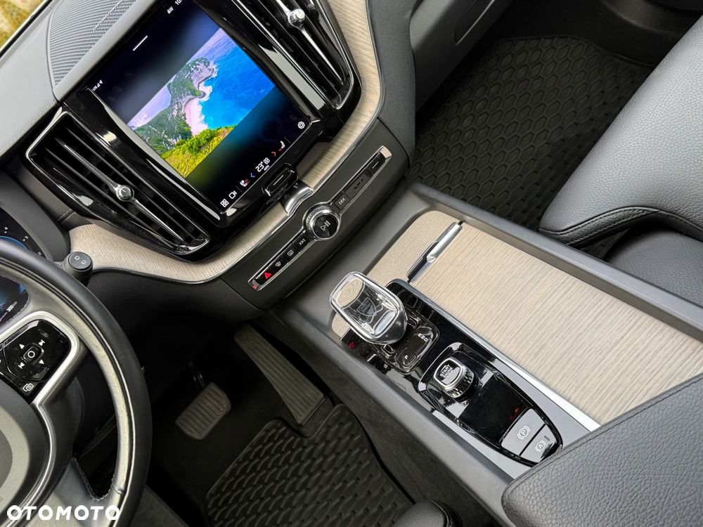 Volvo XC 60 B4 D Geartronic Inscription - 26