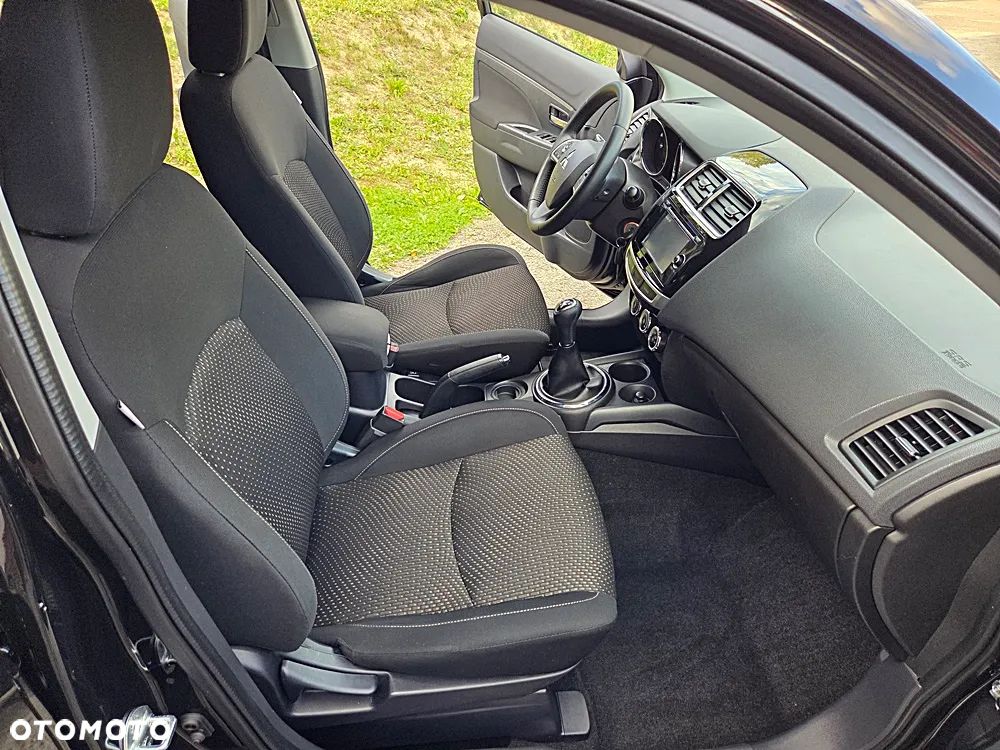 Mitsubishi ASX - 22