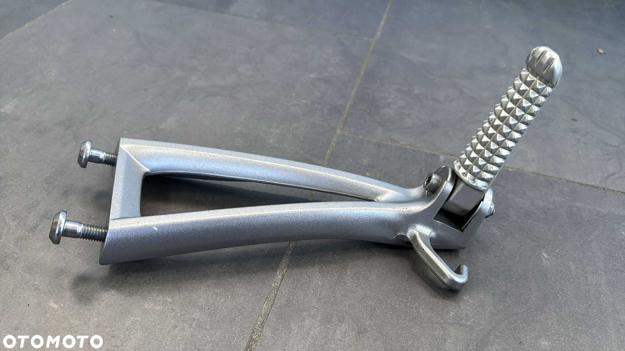 Podnóżek Pasażera Set Prawy Yamaha YZF-R6 RJ11 RJ15 [1504] - 2