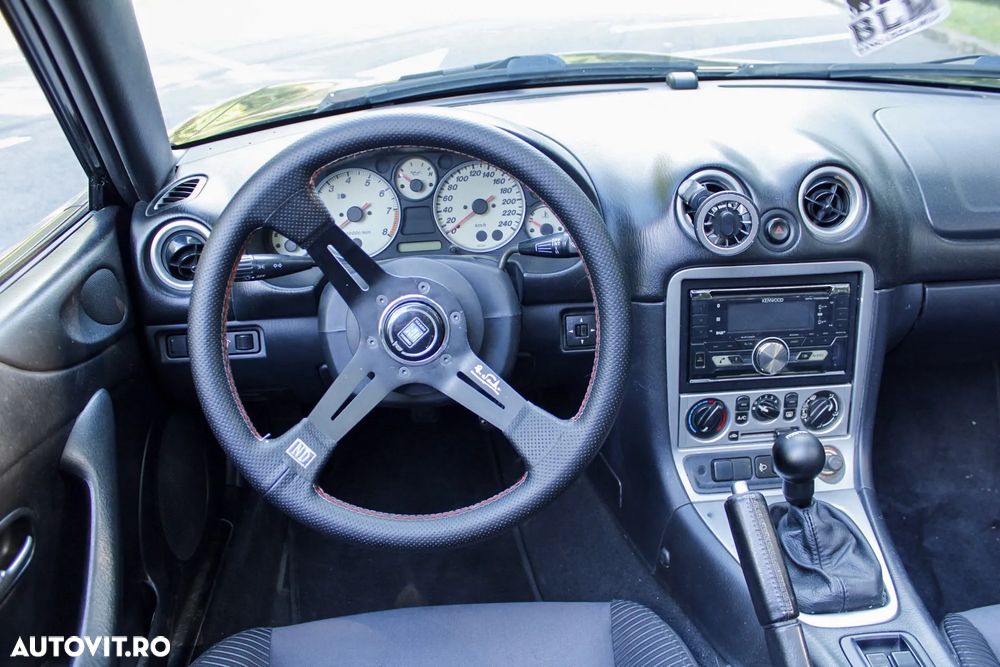 Mazda MX-5 1.6i 16V Unplugged - 10