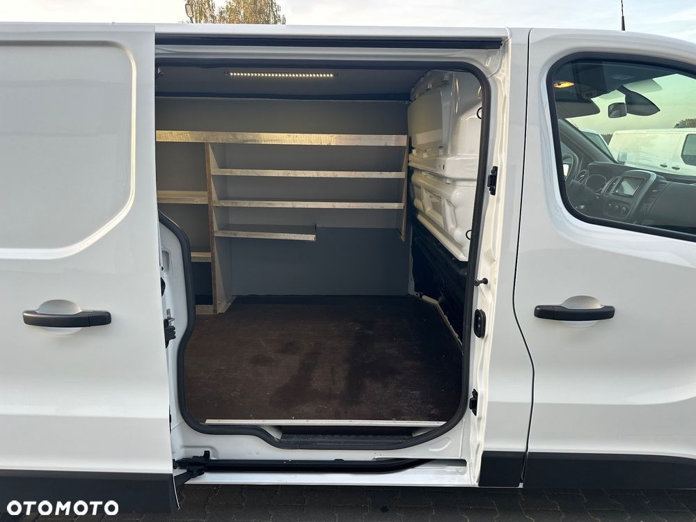 Renault Trafic L2H1 Long 2.0 DCI 145KM Regały FV23% - 18