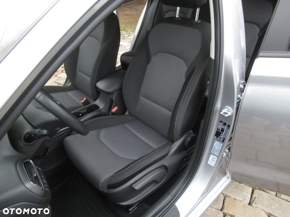 Hyundai i30 1.5 T-GDI 48V Modern - 6