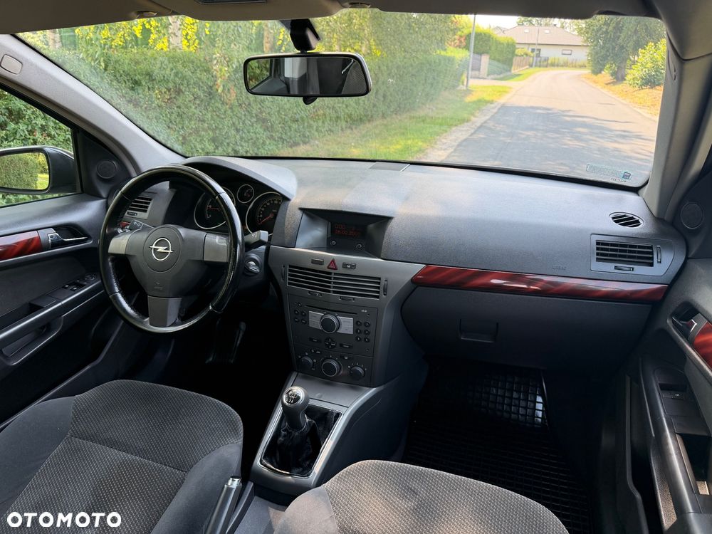 Opel Astra - 26