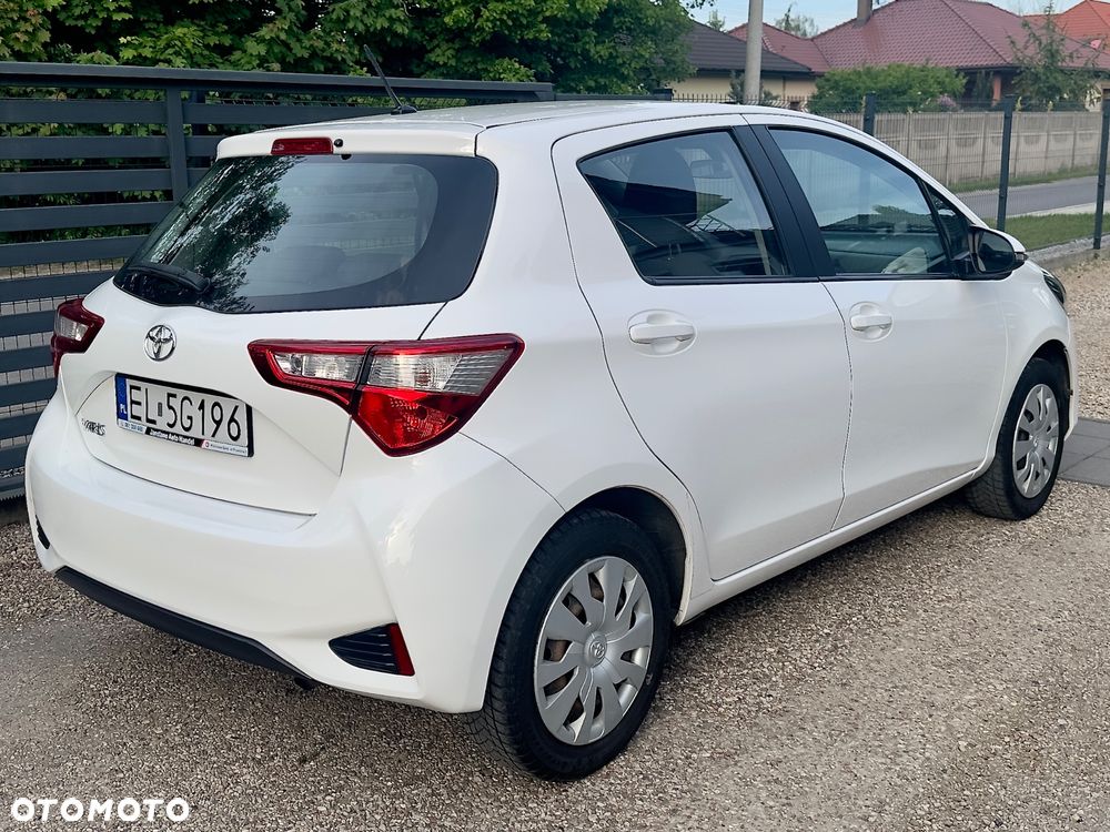 Toyota Yaris 1.0 Life EU6 - 9