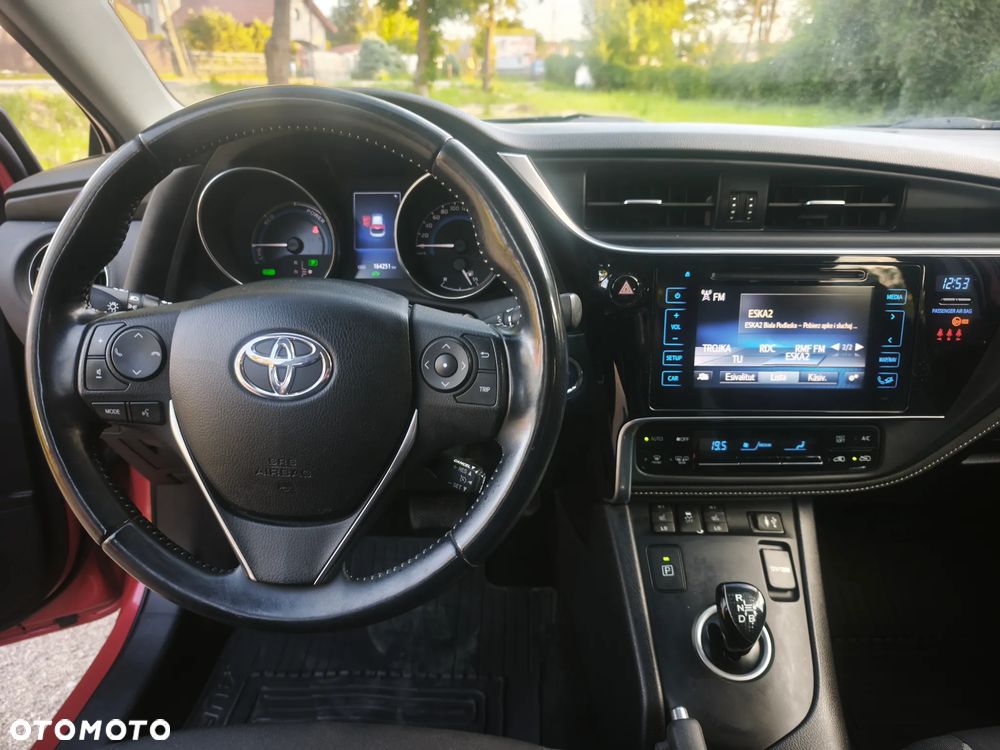 Toyota Auris 1.8 HSD Luna - 12
