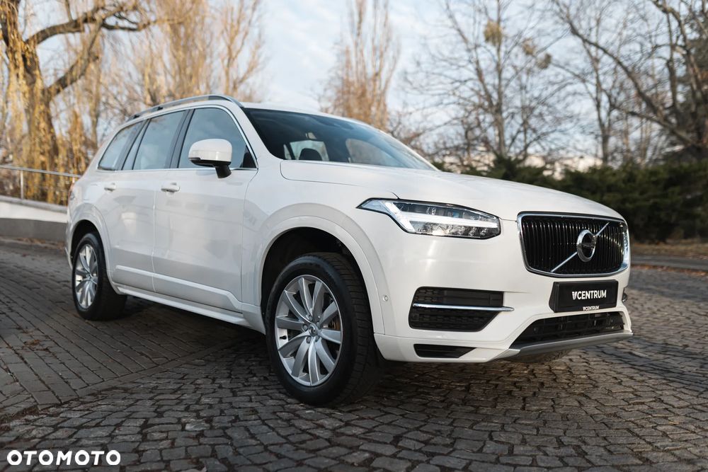 Volvo XC 90 D5 AWD Momentum - 3