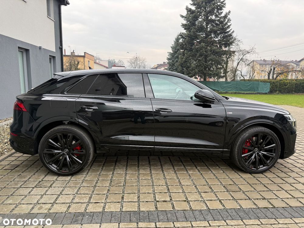 Audi Q8 55 TFSI mHEV Quattro Tiptronic - 1