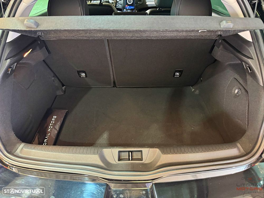 Renault Mégane 1.5 Blue dCi Intens EDC - 11