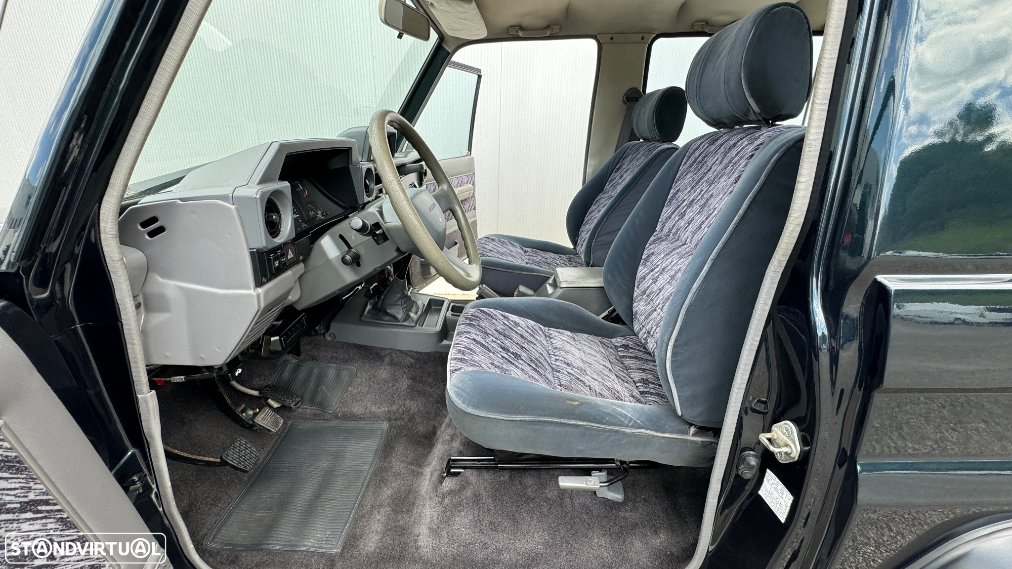Toyota Land Cruiser 3.0 VX TD - 31
