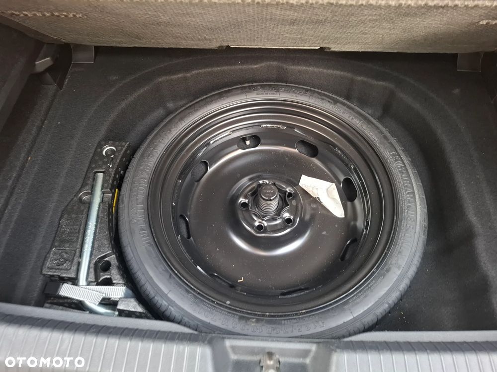Volkswagen Golf 1.5 TSI EVO Life - 30