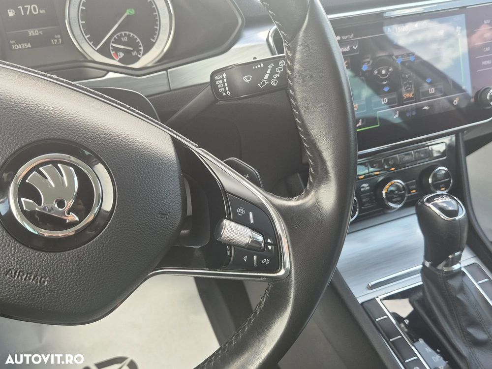 Skoda Superb 2.0 TDI DSG Ambition - 18