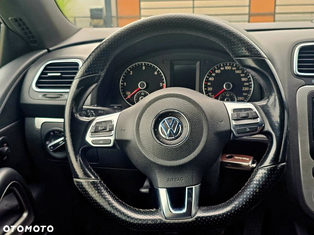 Volkswagen Scirocco 2.0 TDI - 12