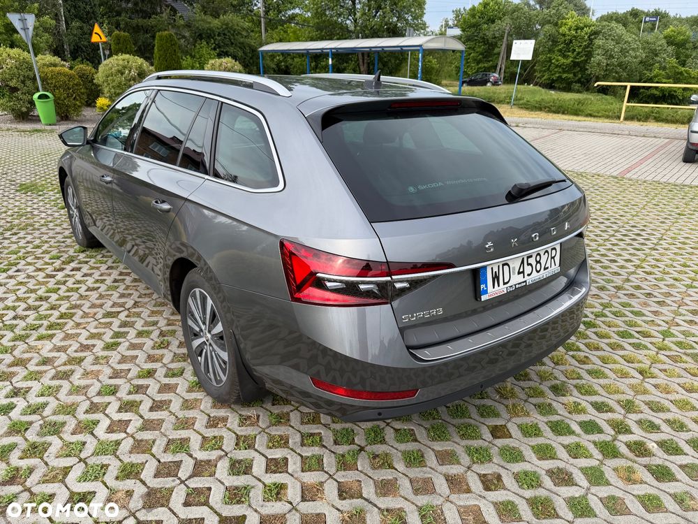 Skoda Superb 2.0 TDI SCR Style DSG - 3