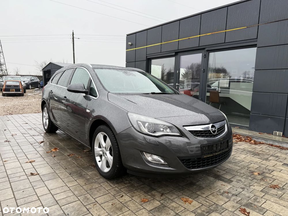 Opel Astra 1.4 T Cosmo - 1