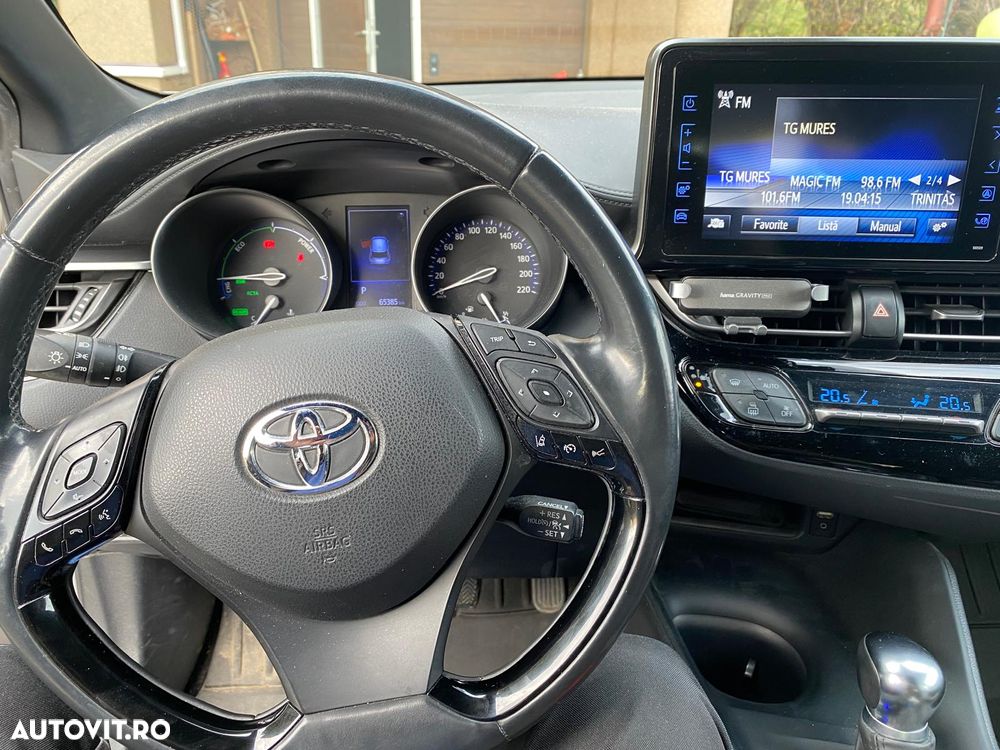 Toyota C-HR - 8