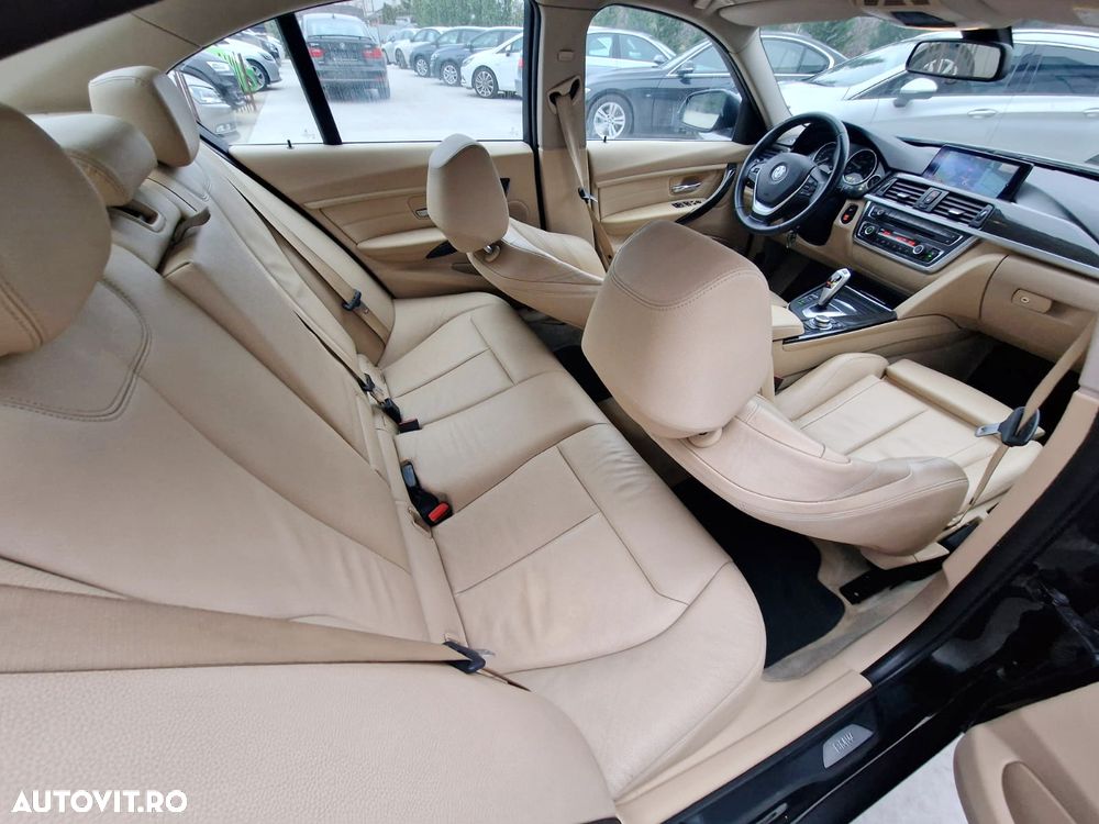 BMW Seria 3 320d Aut. Blue Performance Luxury Line - 12