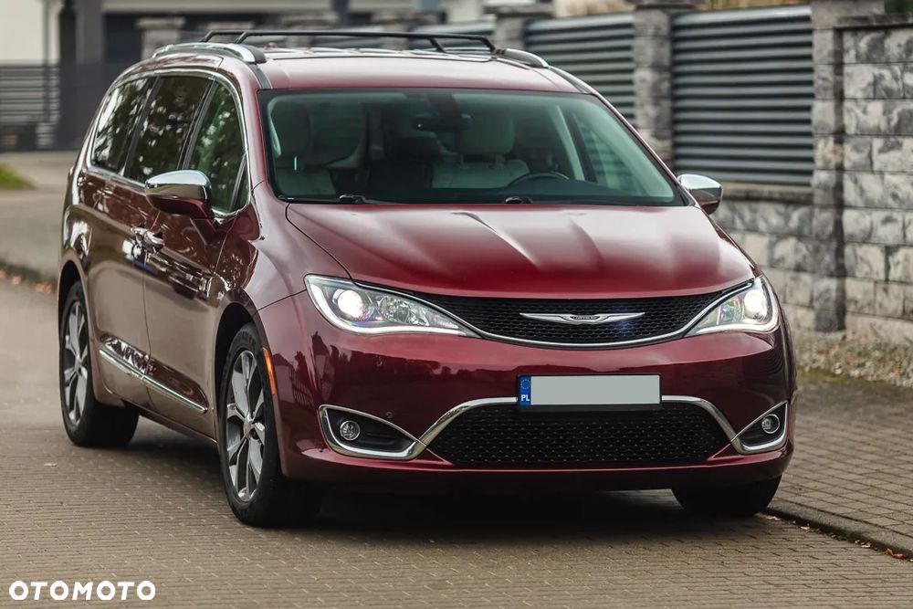 Chrysler Pacifica - 7