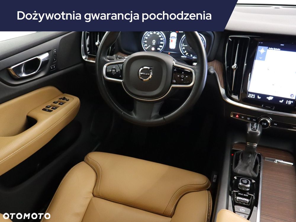 Volvo V60 Cross Country - 9
