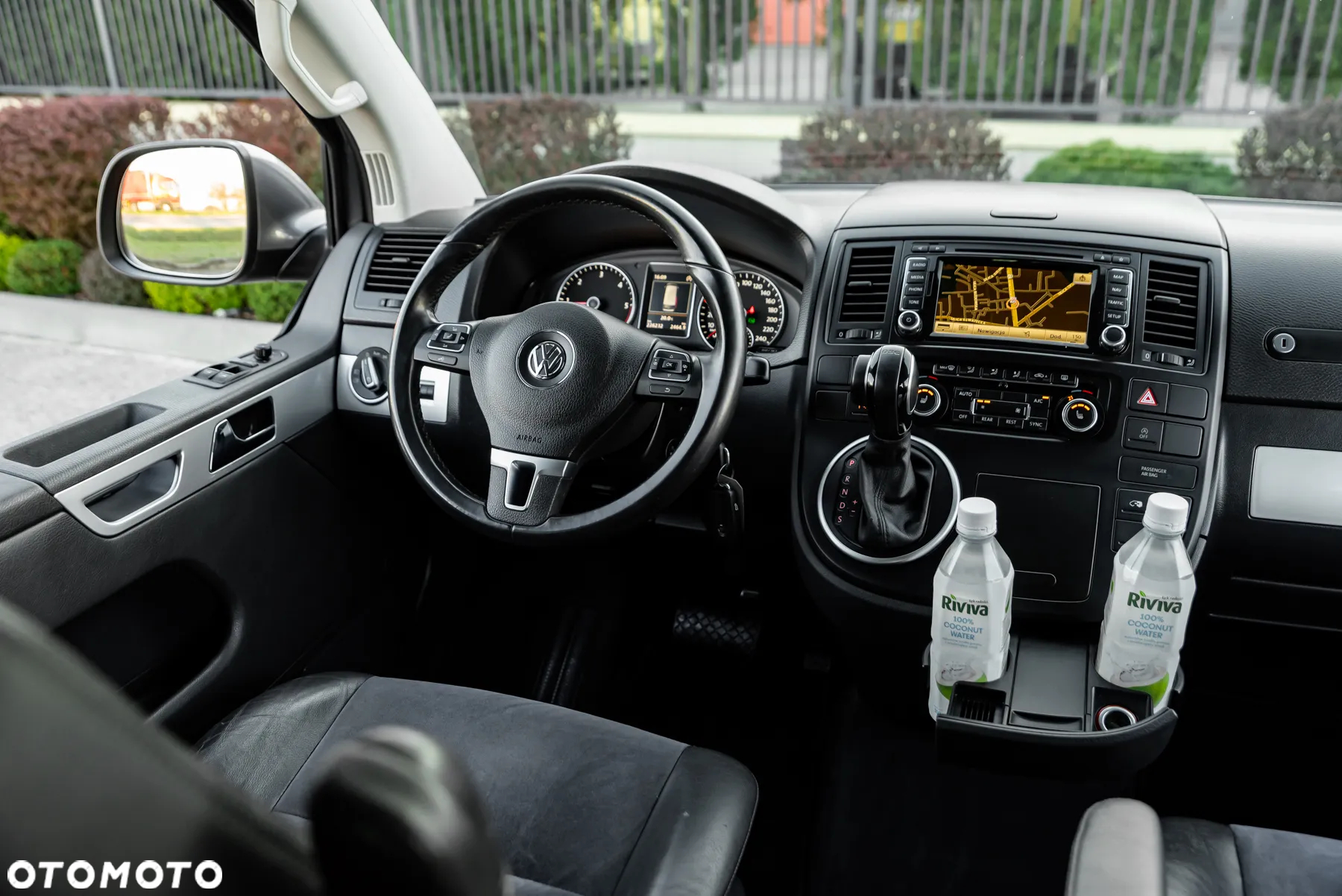 Volkswagen Multivan - 35