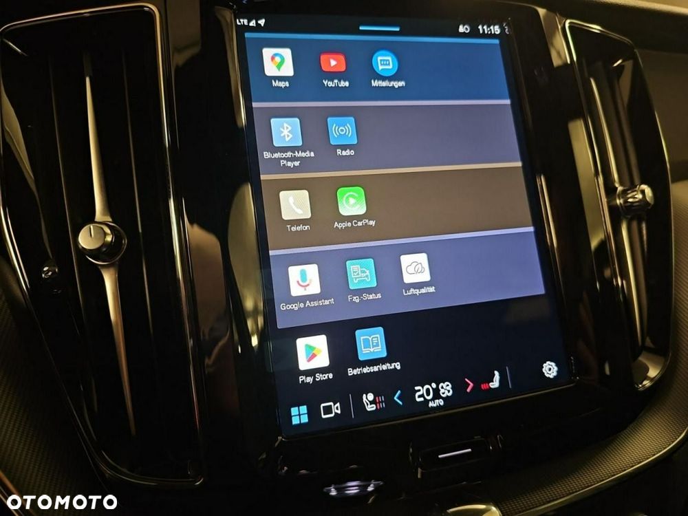 Volvo XC 60 T6 AWD Recharge Plus Black Edition - 15