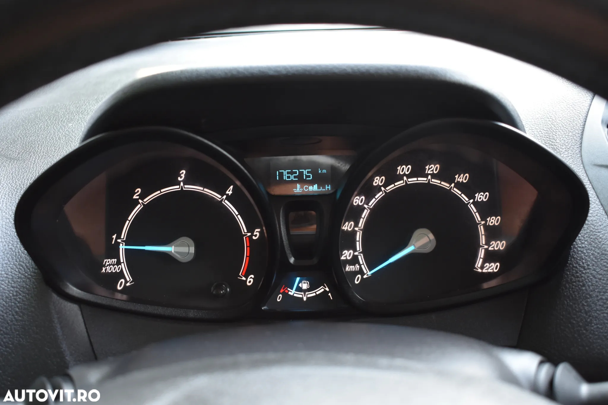 Ford Transit Connect 1.5 EcoBlue 100CP 6MT DCIV SWB(L1) Trend - 15