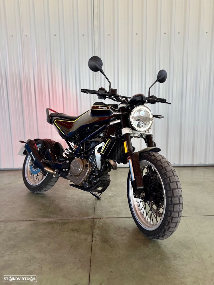 Husqvarna Svartpilen 401 - 3