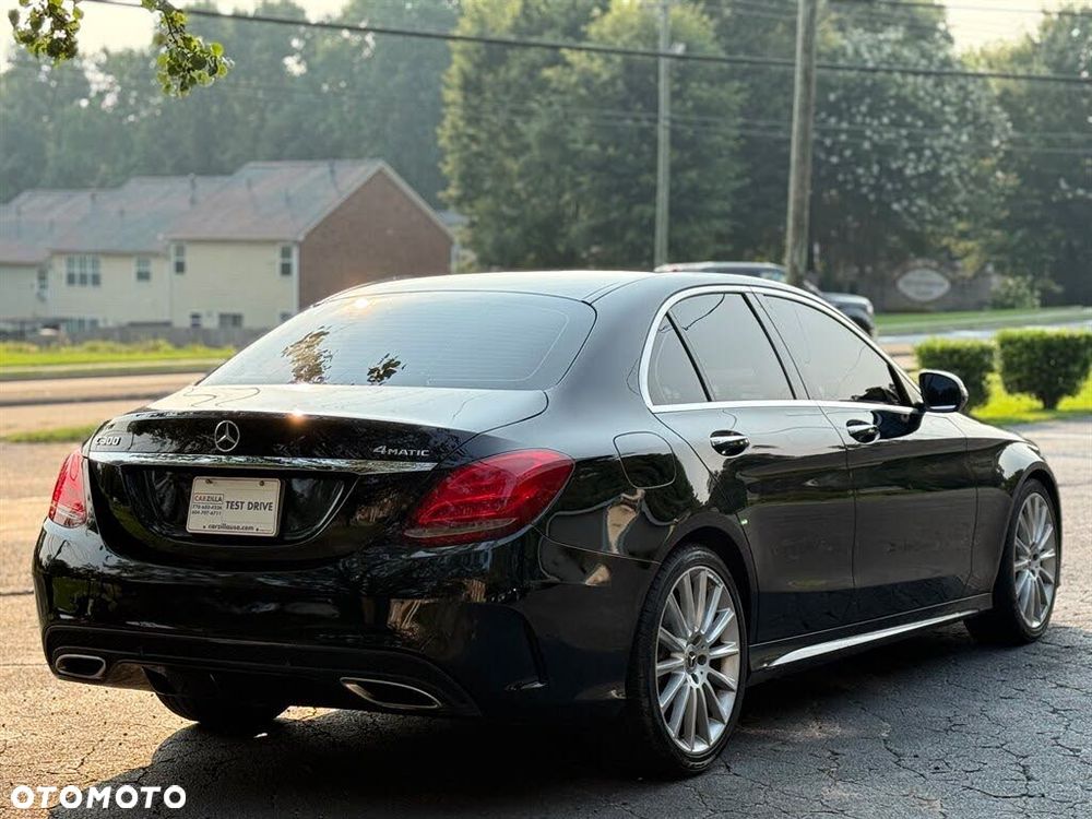 Mercedes-Benz Klasa C 300 9G-TRONIC - 7