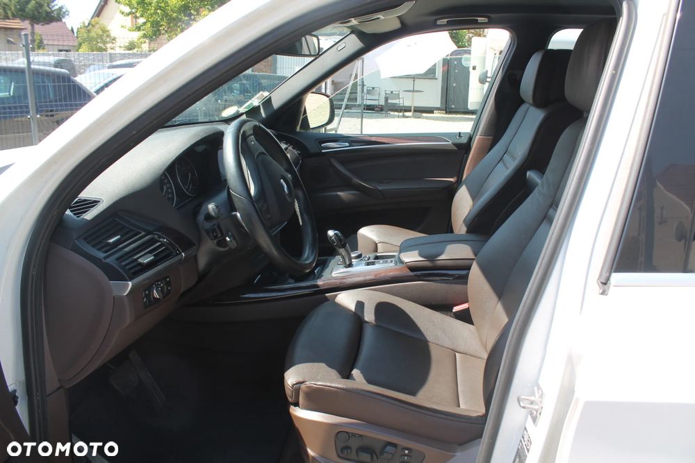 BMW X5 xDrive40d Edition Exclusive - 9