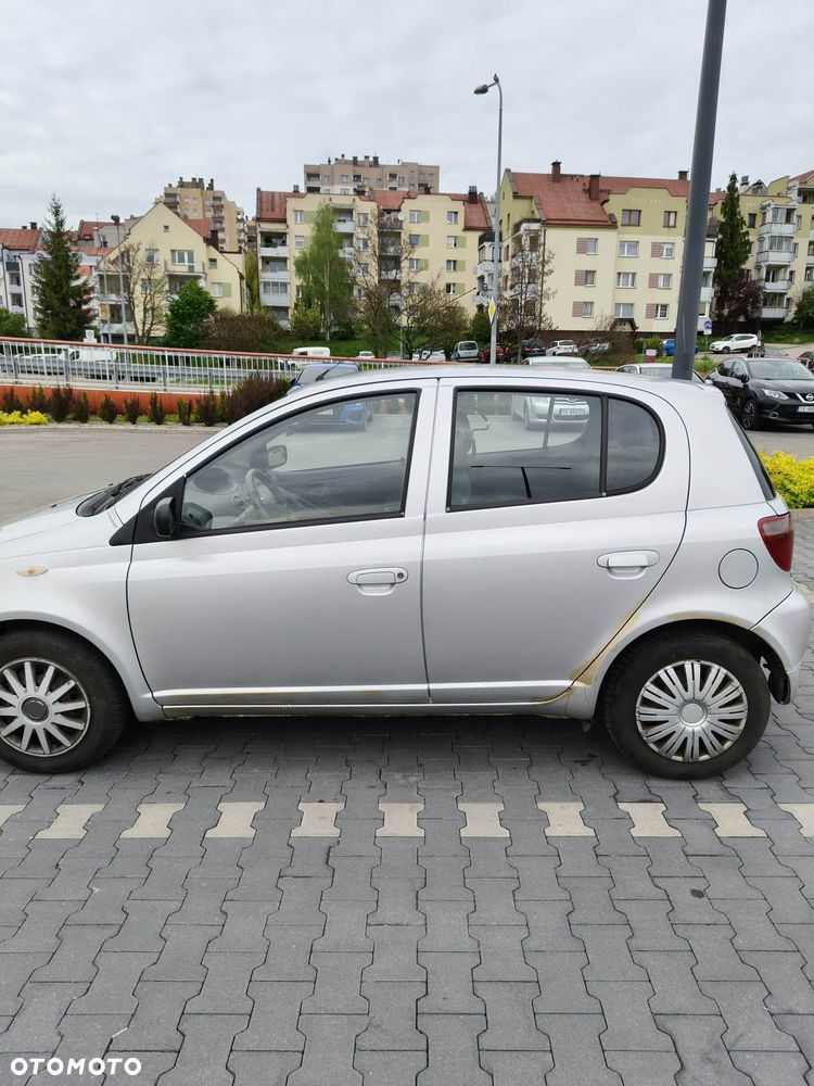 Toyota Yaris 1.3 Luna - 10