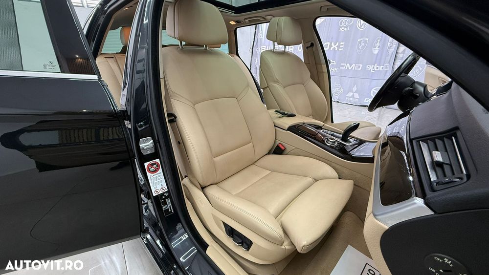BMW Seria 5 530d Sport-Aut. - 26