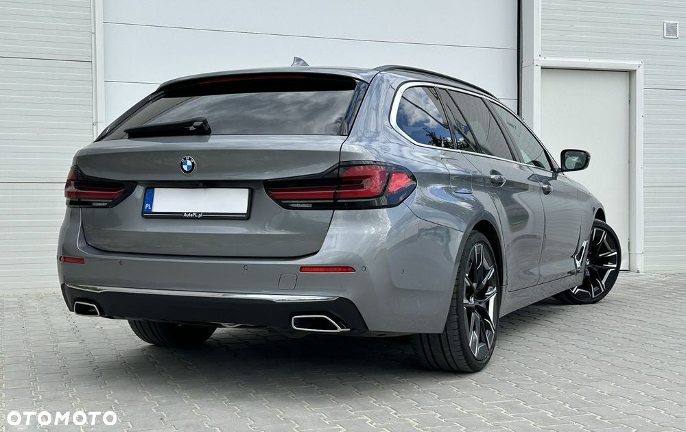 BMW Seria 5 530d xDrive mHEV Luxury Line - 9