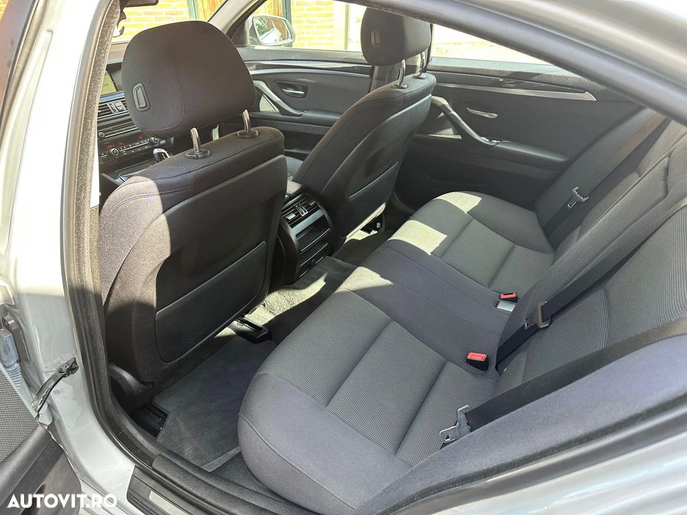 BMW 5 Series 2015 — imagine 9
