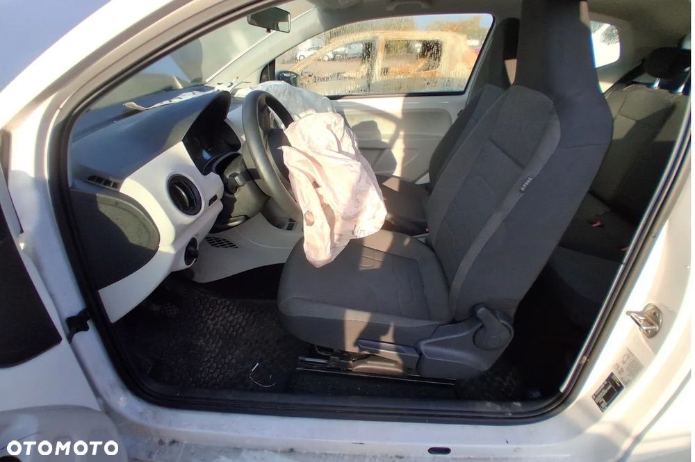 Volkswagen up! 1.0 move - 22