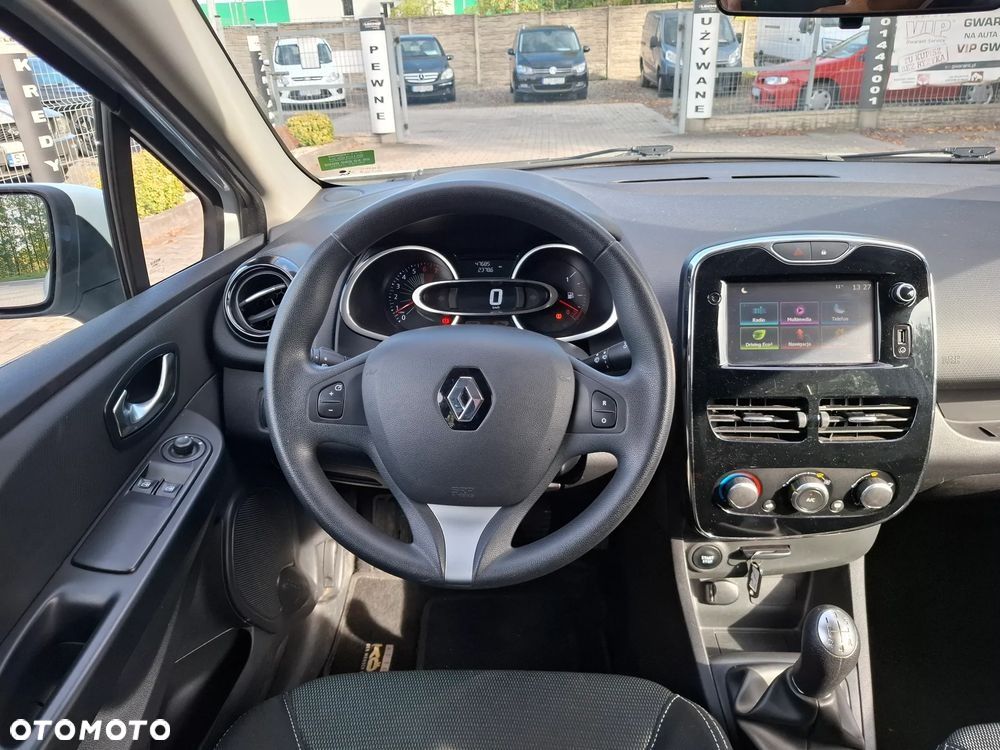 Renault Clio - 21