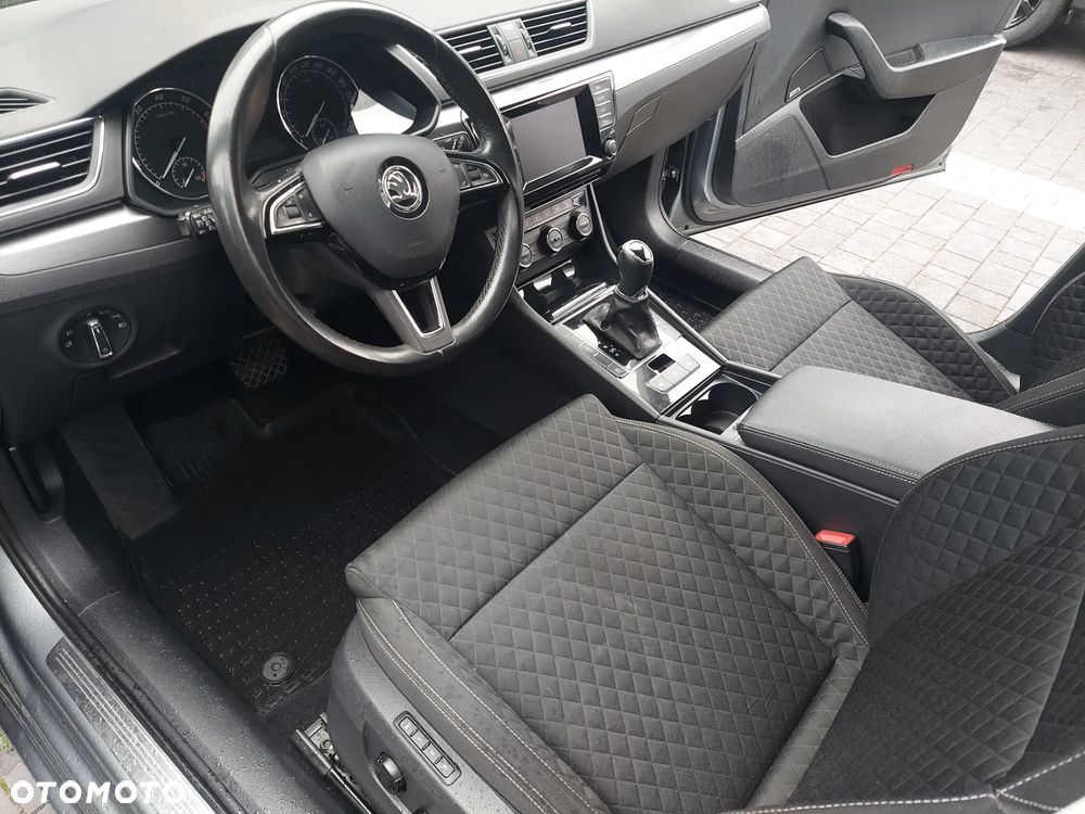 Skoda Superb 2.0 TSI Style DSG - 6