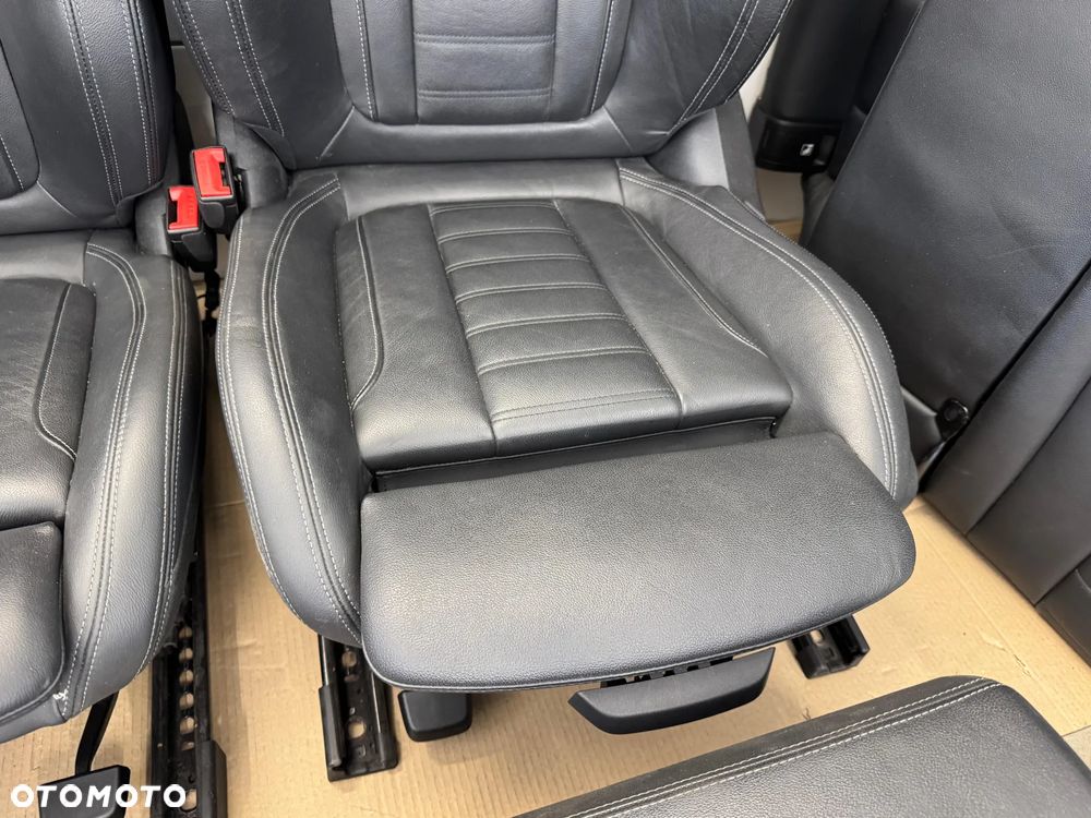 Wnętrze fotele kanapa boczki skóra BMW G20 - 4