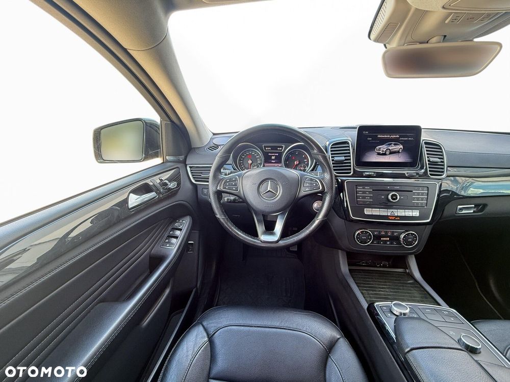 Mercedes-Benz GLE - 15