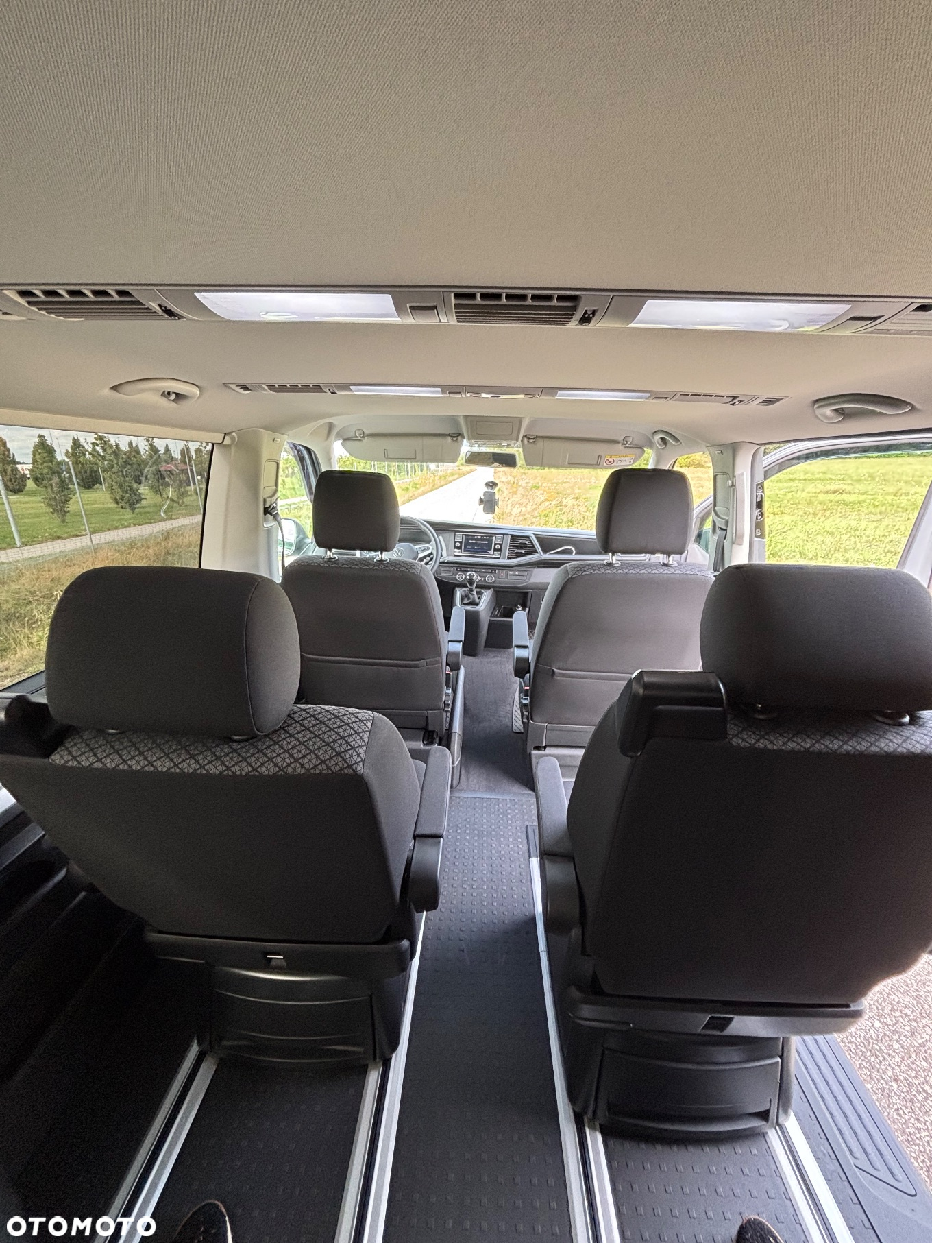 Volkswagen Multivan 6.1 2.0 TDI L1 Comfortline - 14