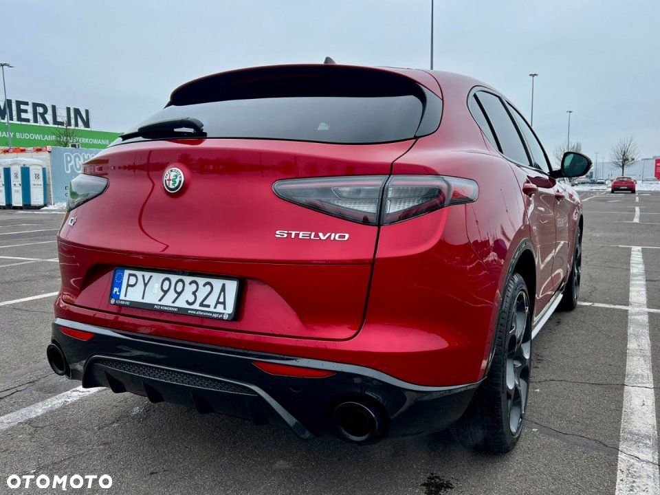Alfa Romeo Stelvio - 6