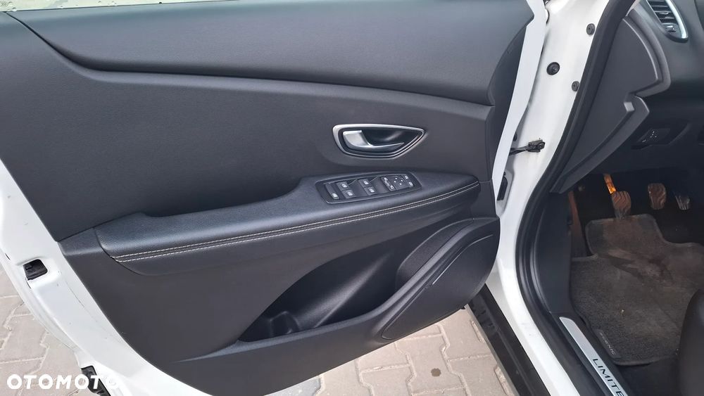 Renault Scenic TCe 115 GPF LIMITED - 8