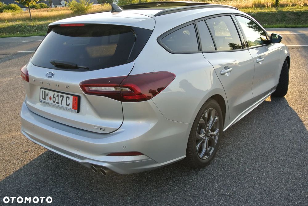 Ford Focus 1.0 EcoBoost mHEV ST-Line Style - 3