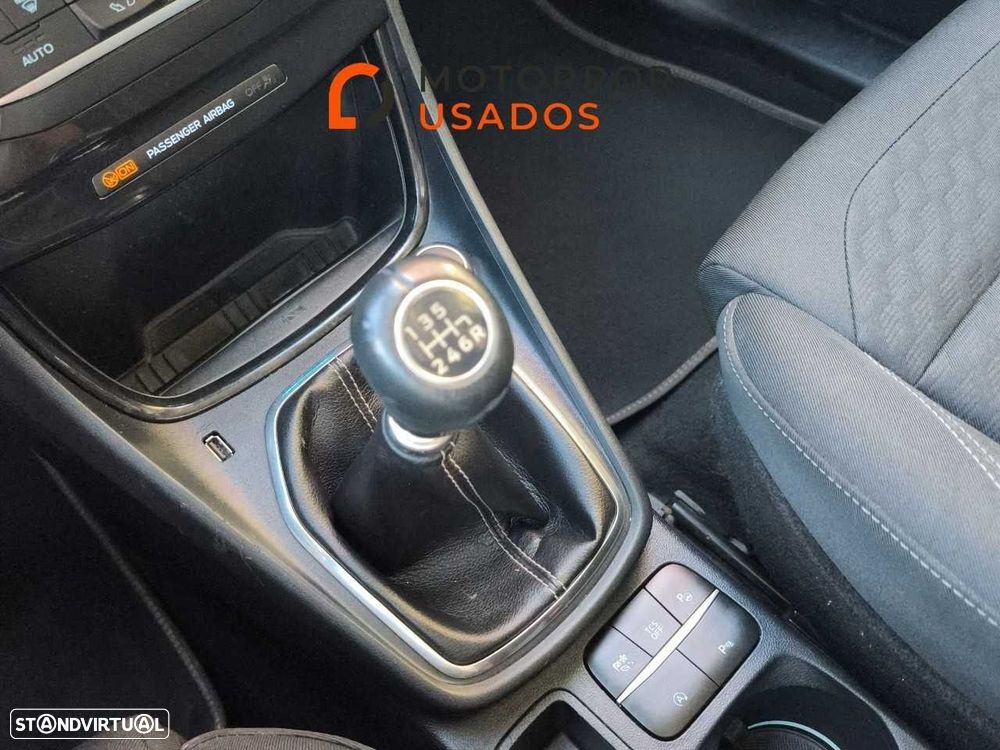 Ford Puma 1.0 EcoBoost MHEV Titanium — fotografia 27
