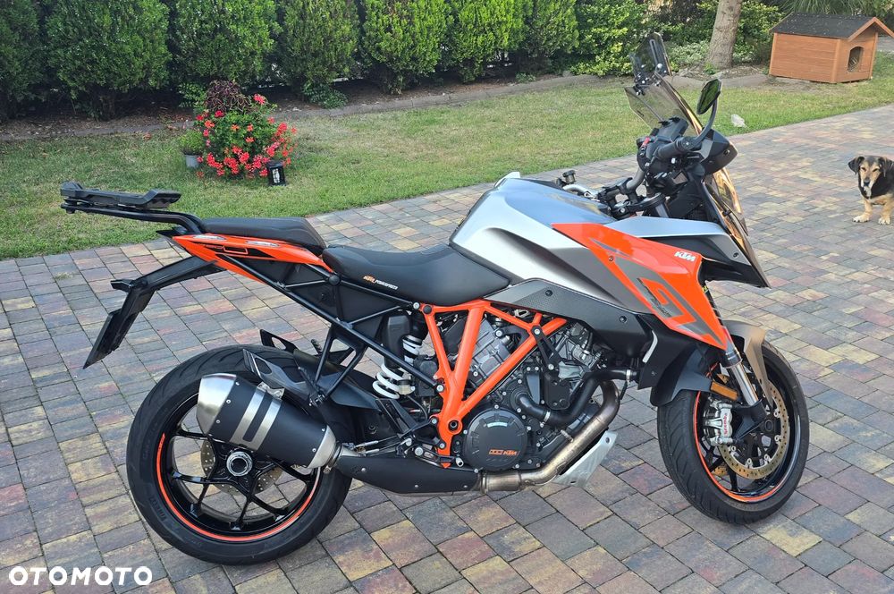 KTM Super Duke - 1