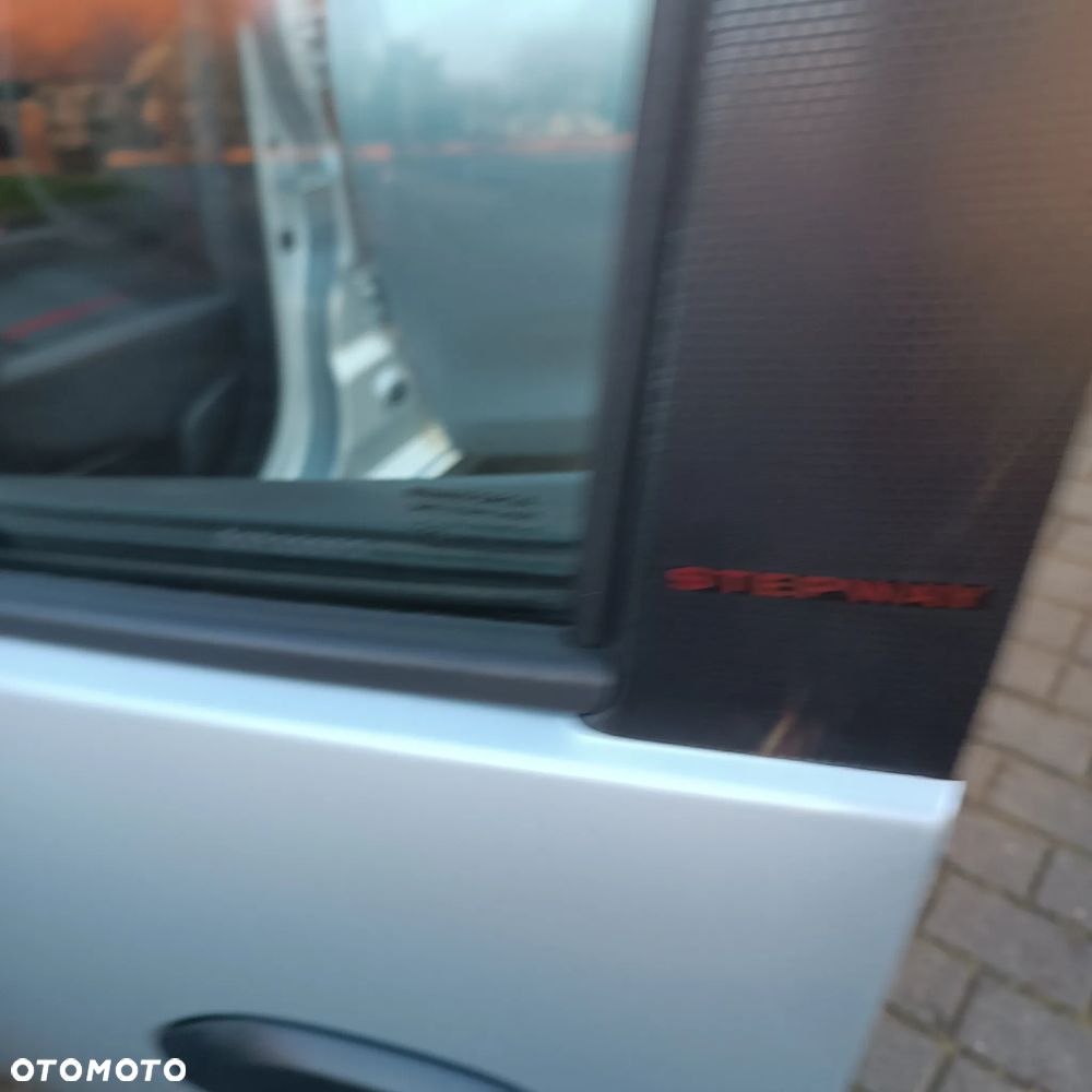 Dacia Sandero Stepway TCe 90 Prestige - 27