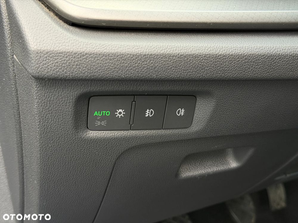 Skoda Octavia 1.5 TSI ACT Ambition - 13