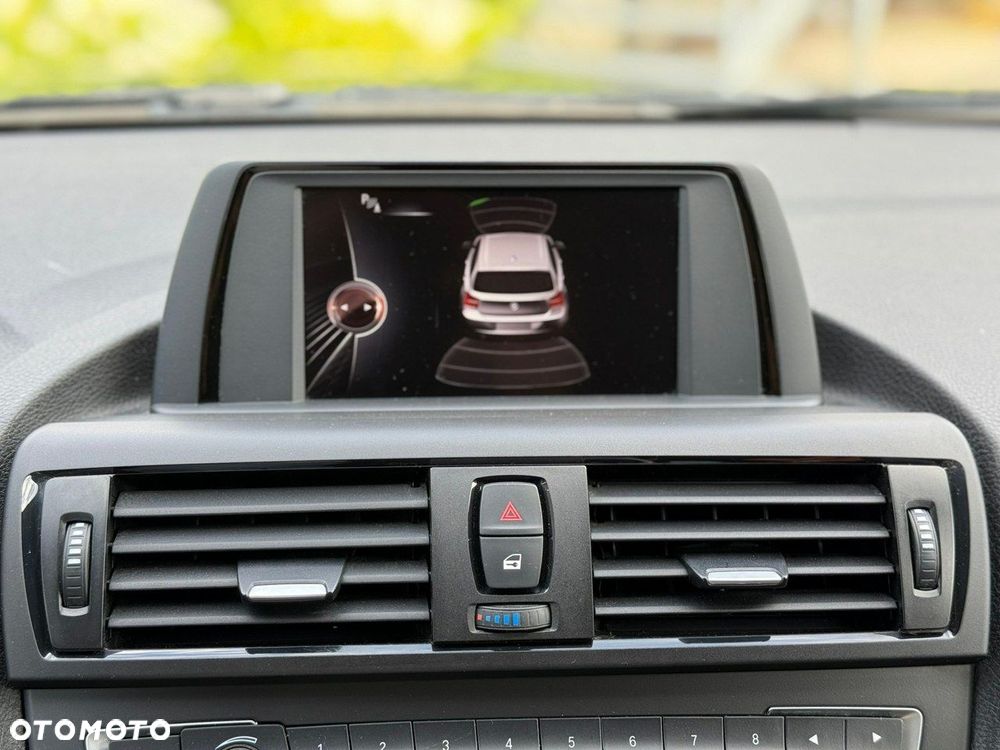 BMW Seria 1 118i Sport Line - 31