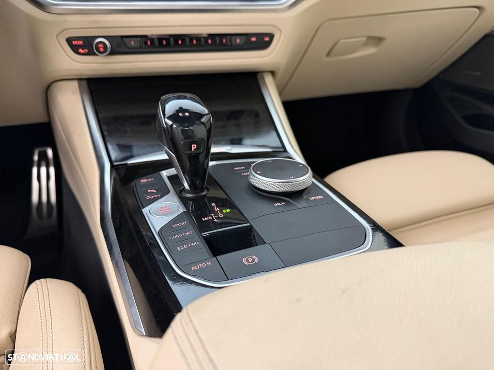 BMW 330 i Aut. M Sport - 18