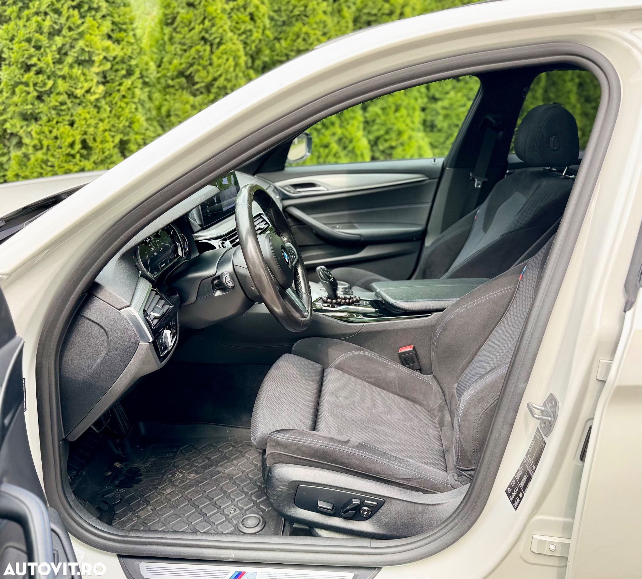 BMW Seria 5 520d xDrive AT - 8